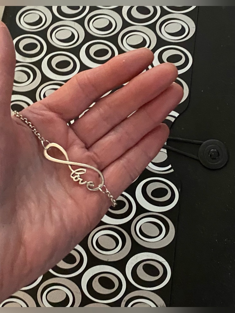 NEW Infinity "Love" Pendant bracelet